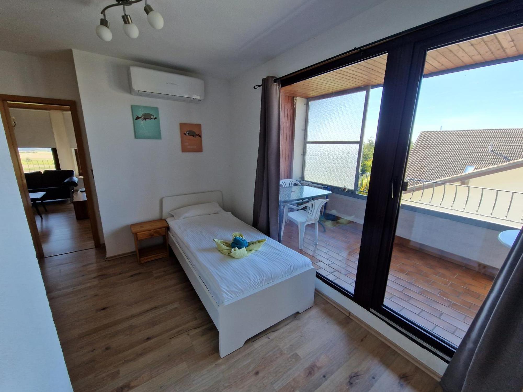 Rosenschloesschen Apartment Landkern Ngoại thất bức ảnh